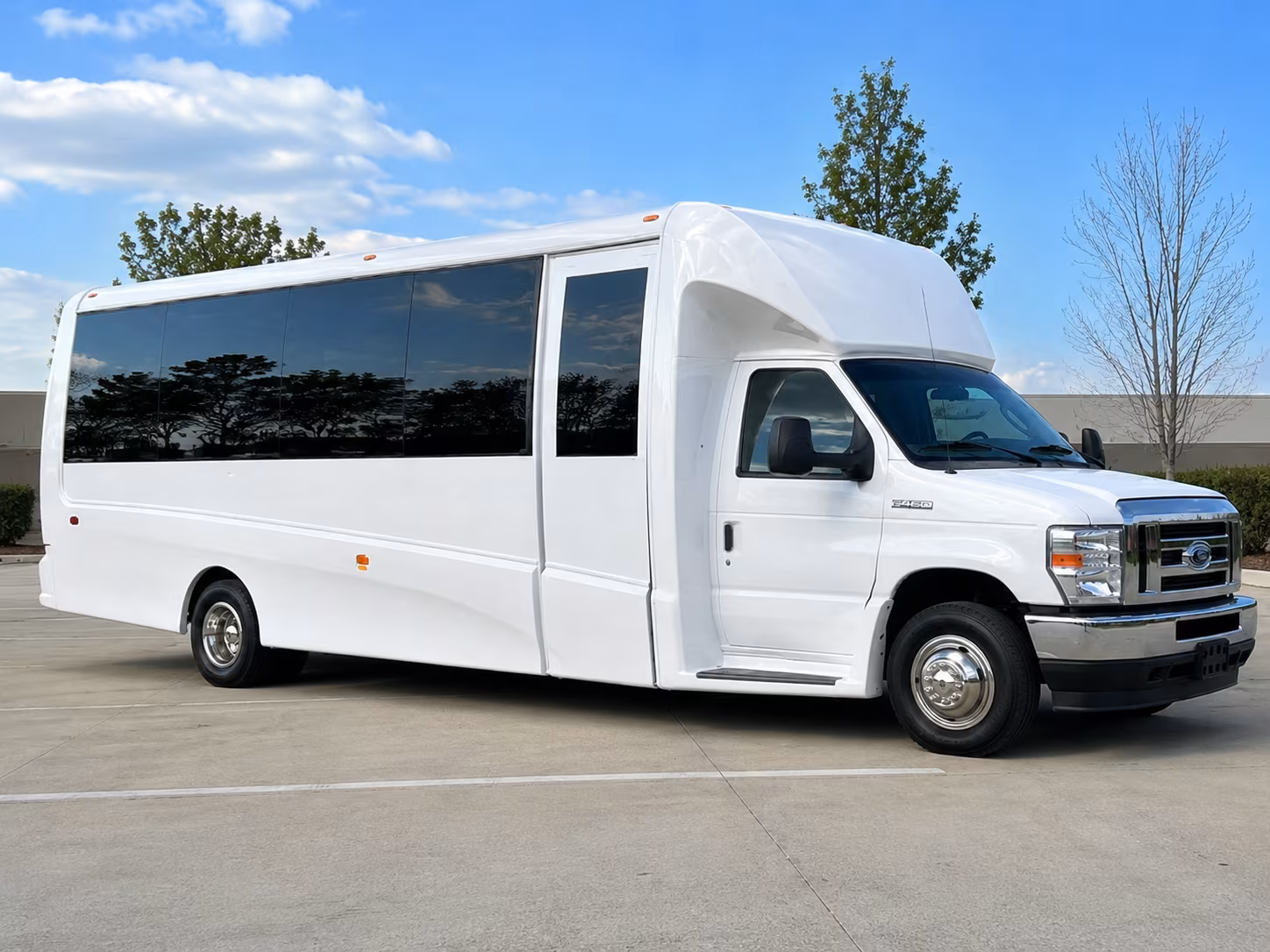 charter buses for corporate group travel on i 49 and i 40 across the river valley