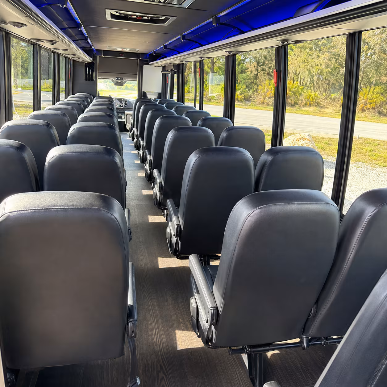 charter buses to the altus wine trail and arkansas river valley vineyards