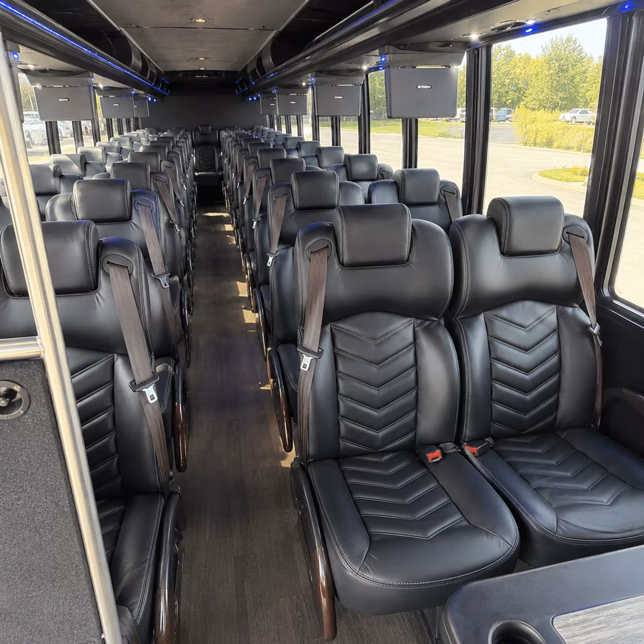 does the day of the week or the date change what a bus rental costs in fort smith