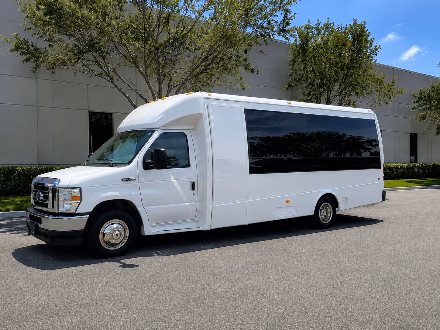 find the perfect transportation for your next private event 3