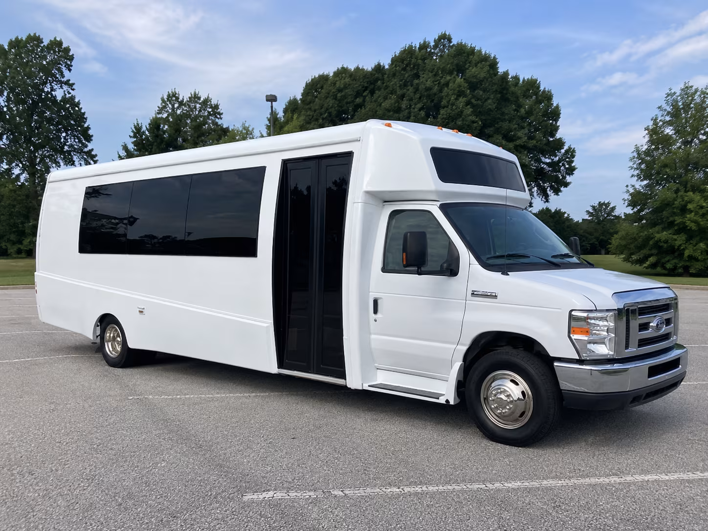 fort smith 18 passenger party bus