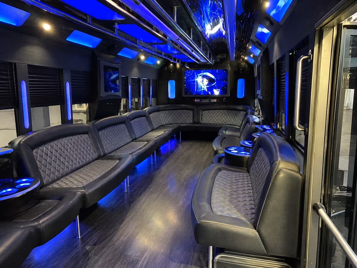 fort smith 28 passenger party bus interior