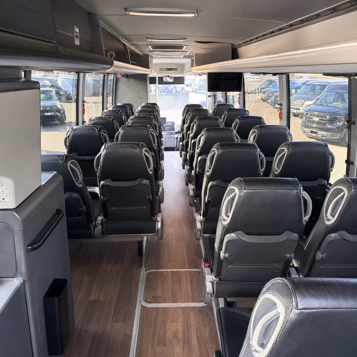 fort smith regional airport fsm charter bus rentals shuttle service