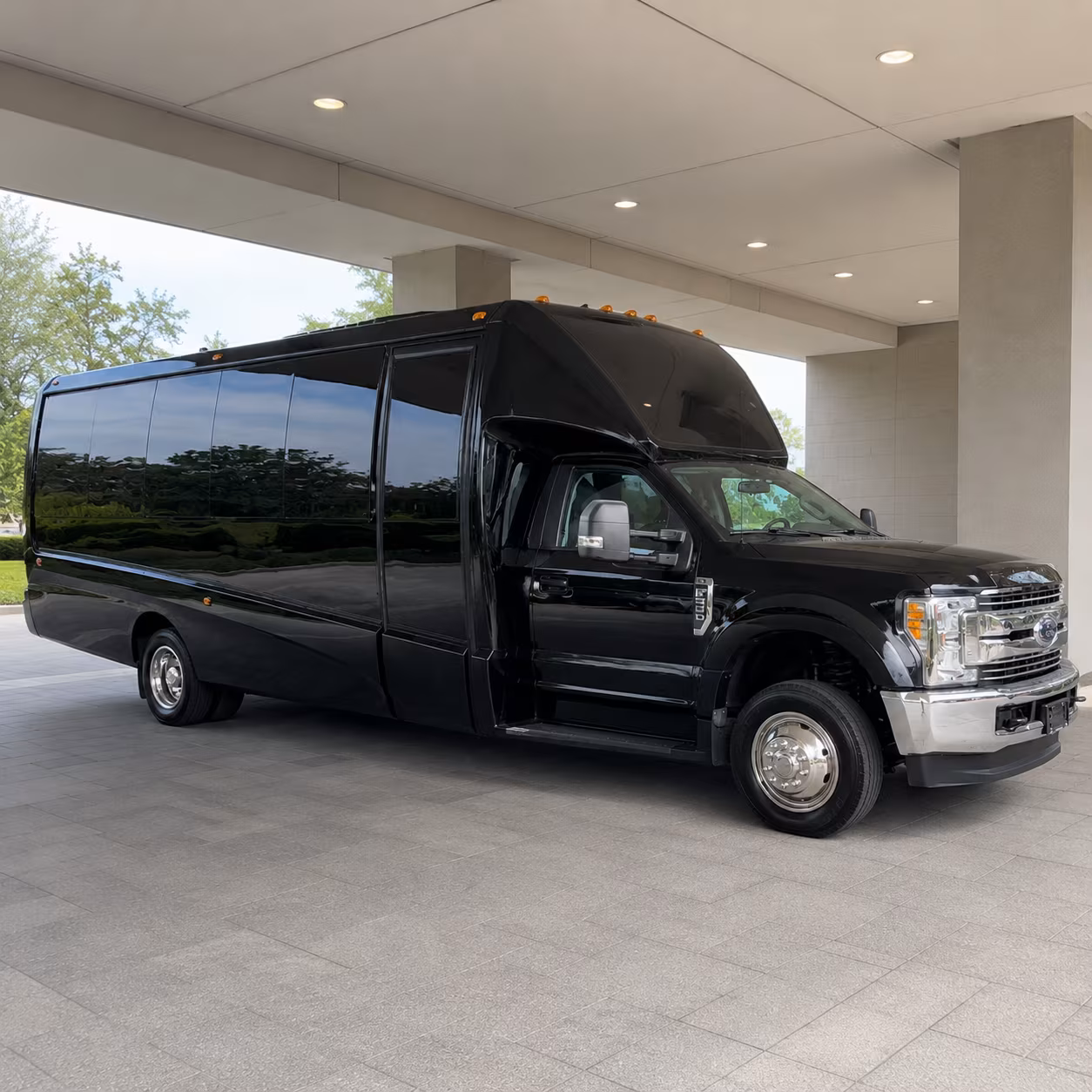 party buses for country and rock shows at garrison avenue venues